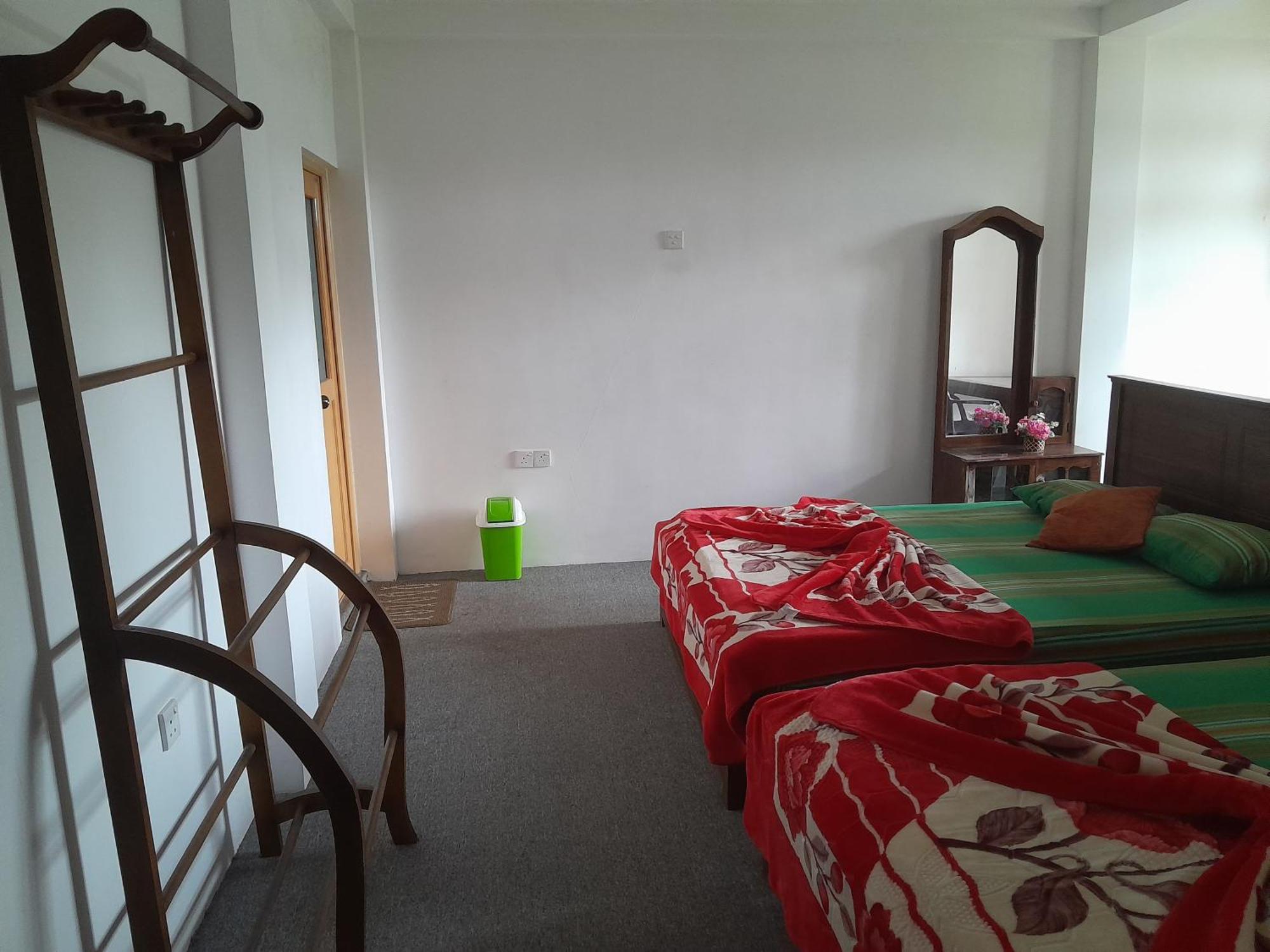 Creek View Inn นูวาราเอลิยา ภายนอก รูปภาพ