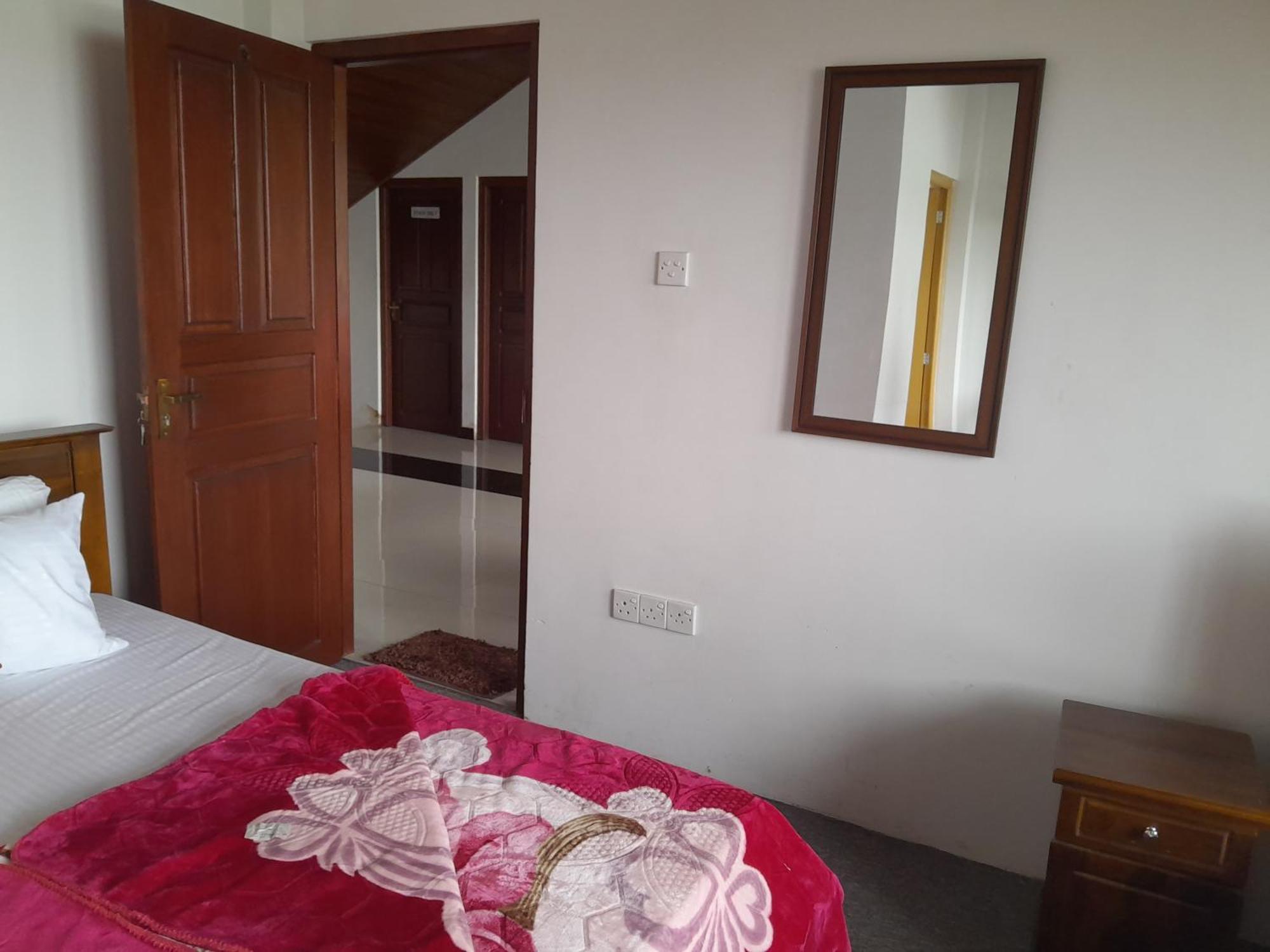 Creek View Inn นูวาราเอลิยา ภายนอก รูปภาพ