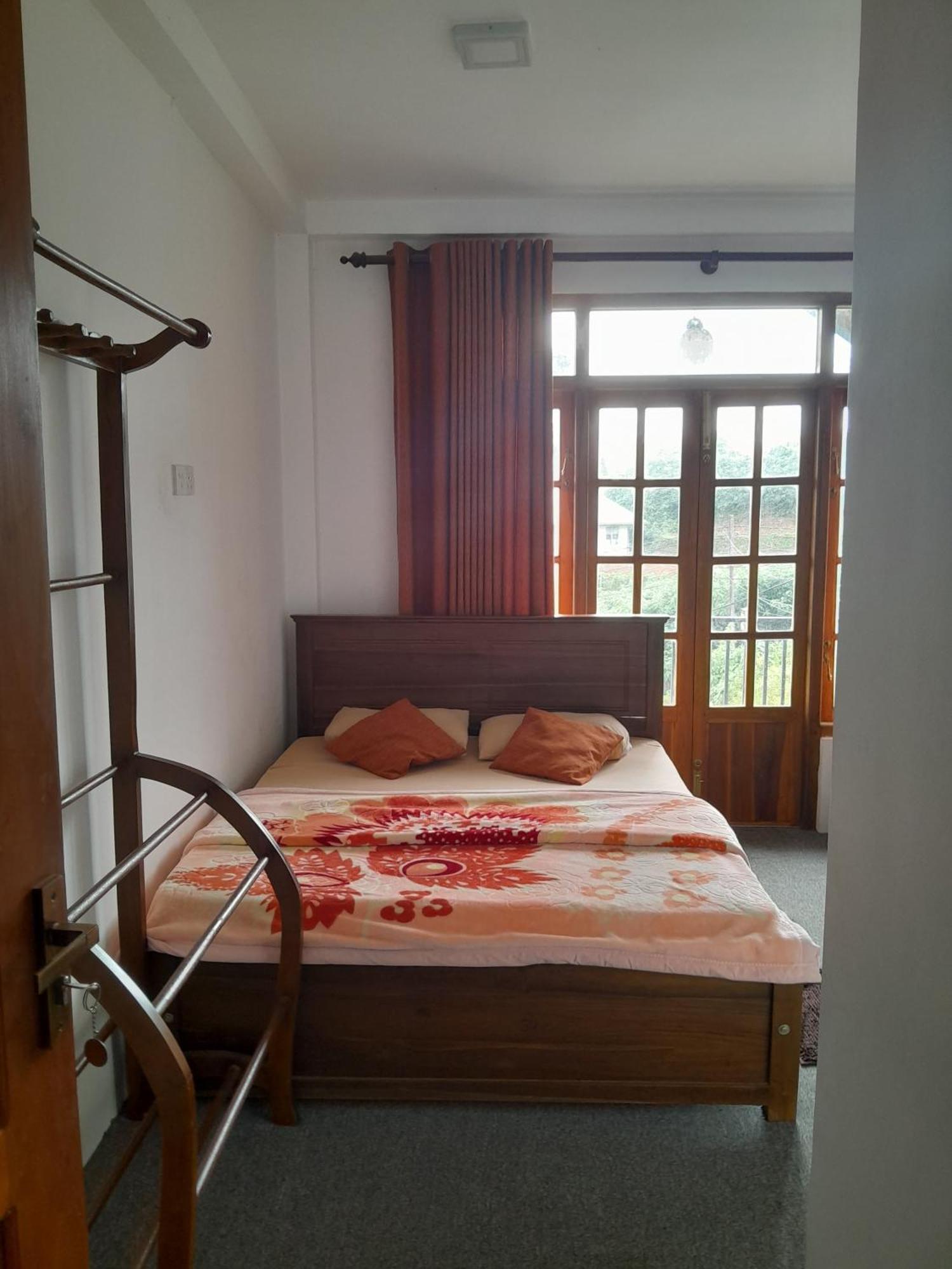 Creek View Inn นูวาราเอลิยา ภายนอก รูปภาพ