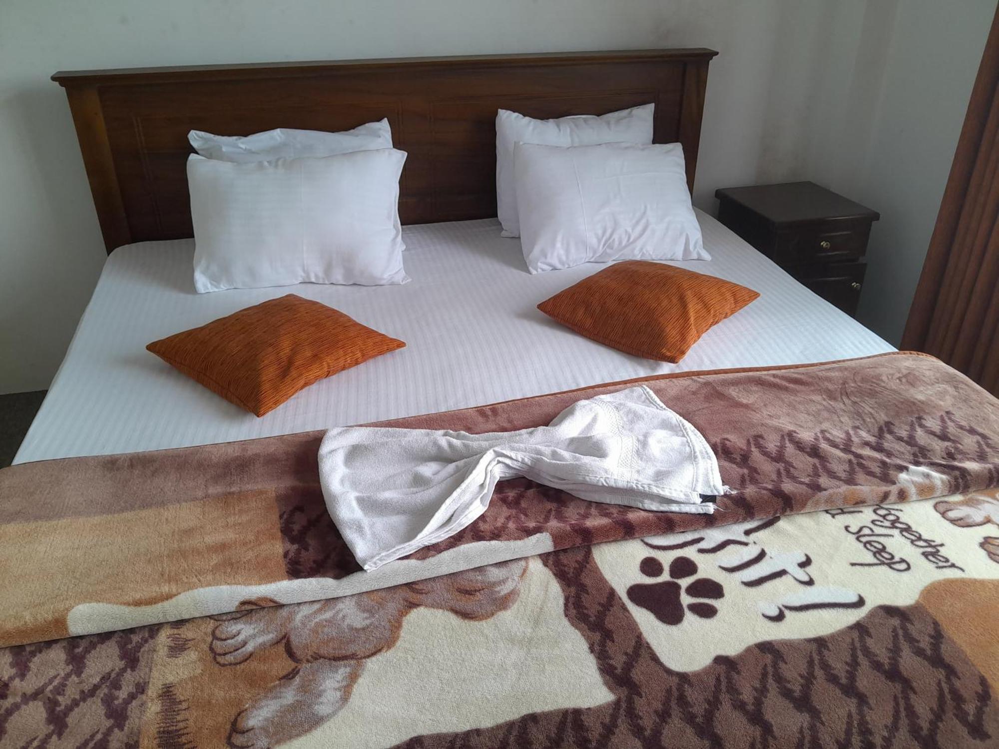 Creek View Inn นูวาราเอลิยา ภายนอก รูปภาพ