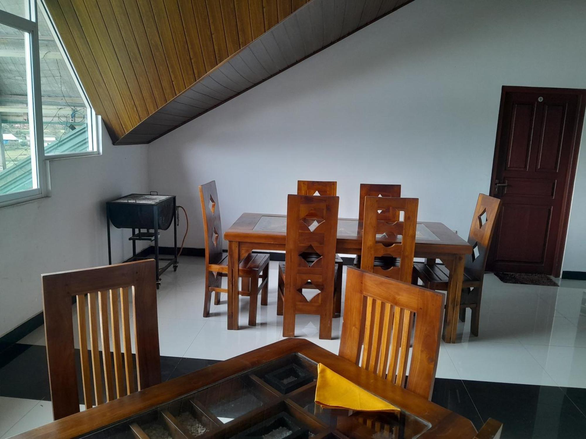 Creek View Inn นูวาราเอลิยา ภายนอก รูปภาพ